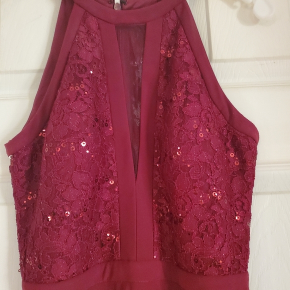 Prom dress - Picture 2 of 3